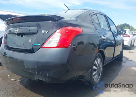 2014 Nissan Versa 1.6 S/1.6 S+/1.6 Sl/1.6 Sv z USA, uszkodzony, nr VIN 3N1CN7AP8EK451781